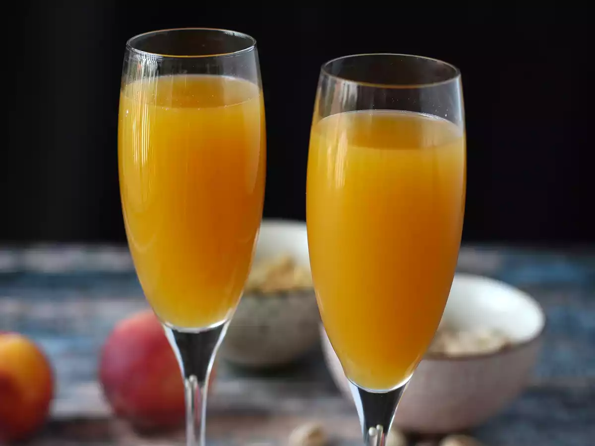 Bellini, den nemme italienske ferskencocktail, du kan lave derhjemme! - foto 4