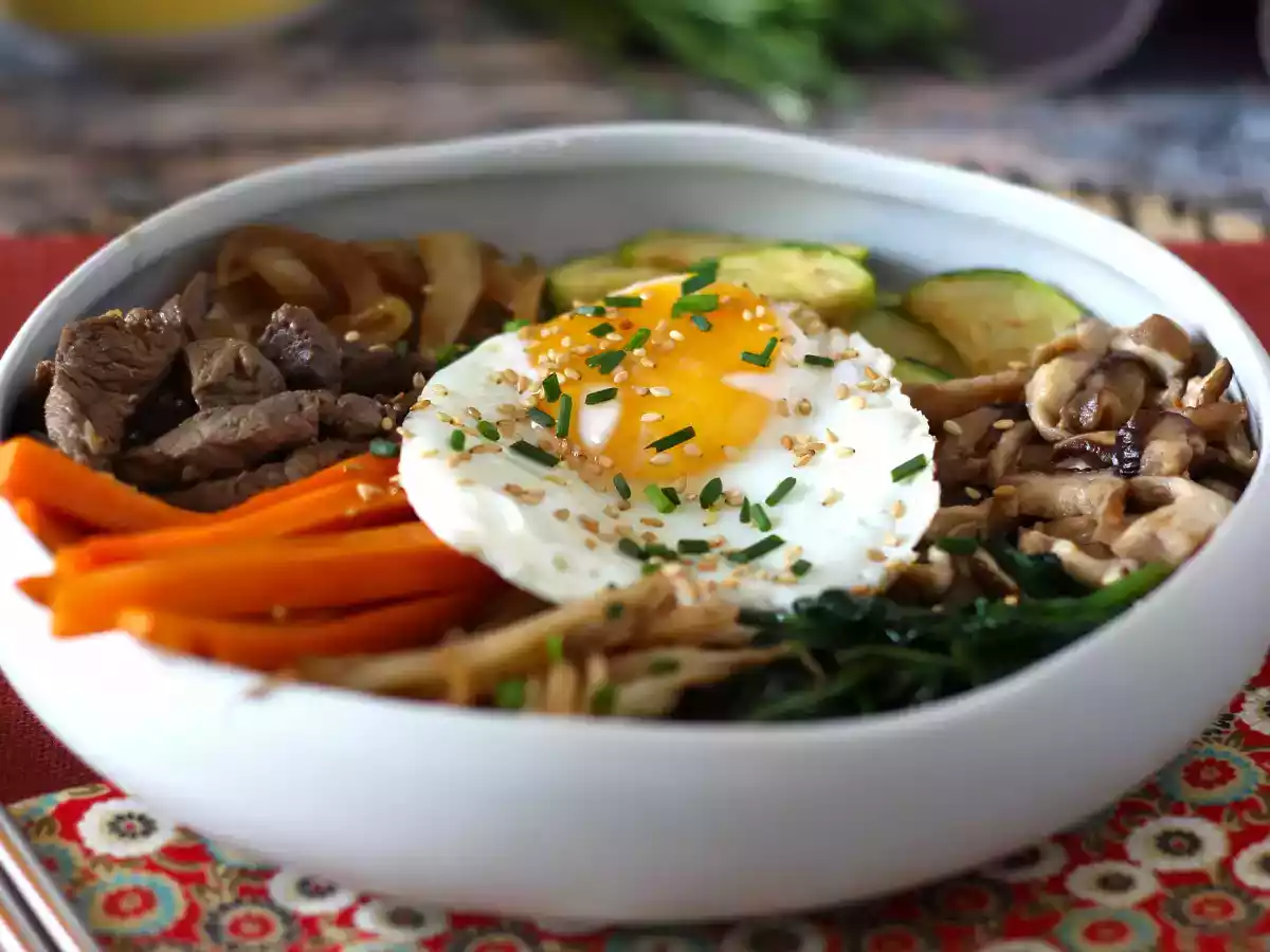 Bibimbap, den traditionelle koreanske ret - foto 7