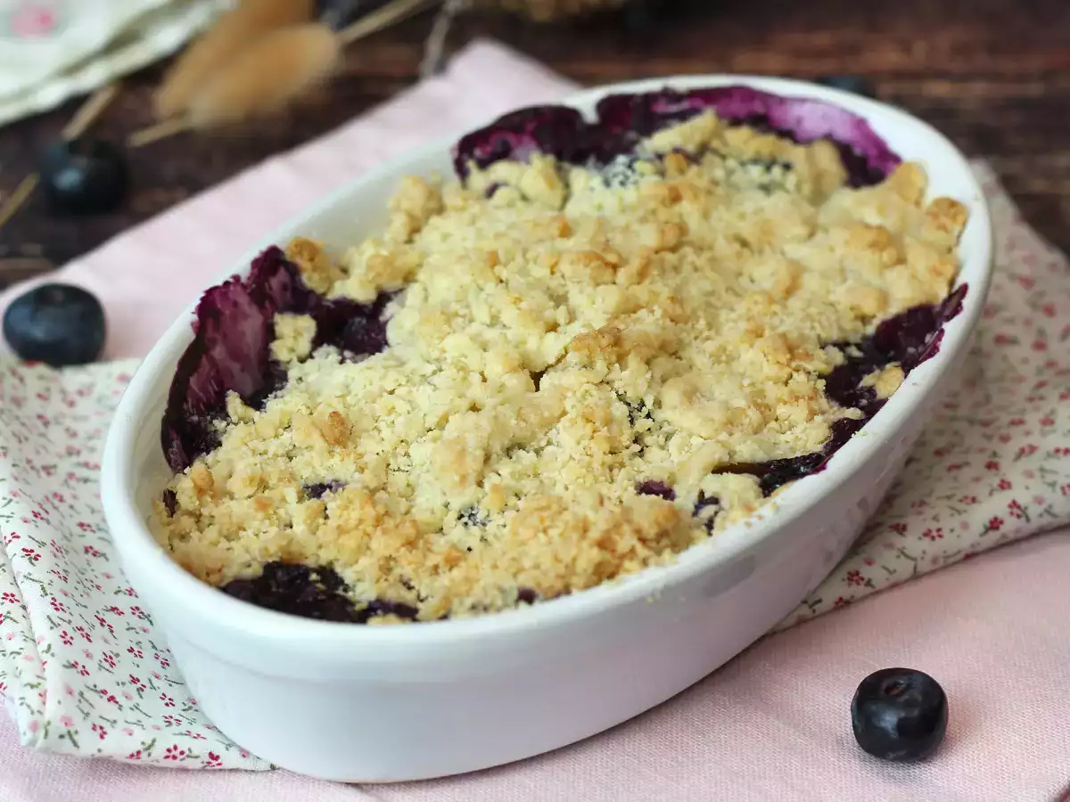 Blåbærcrumble med mandler: gylden på toppen, saftig indeni - foto 3