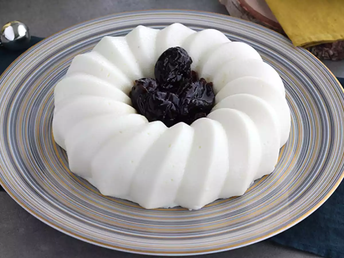 Blanc manger kokos- og sveskecoulis - foto 2
