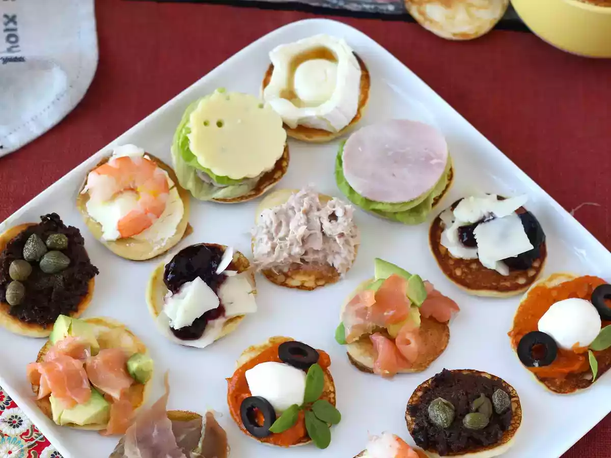 Blini-fad med fyld, den perfekte varierede aperitif til højtiden - foto 2