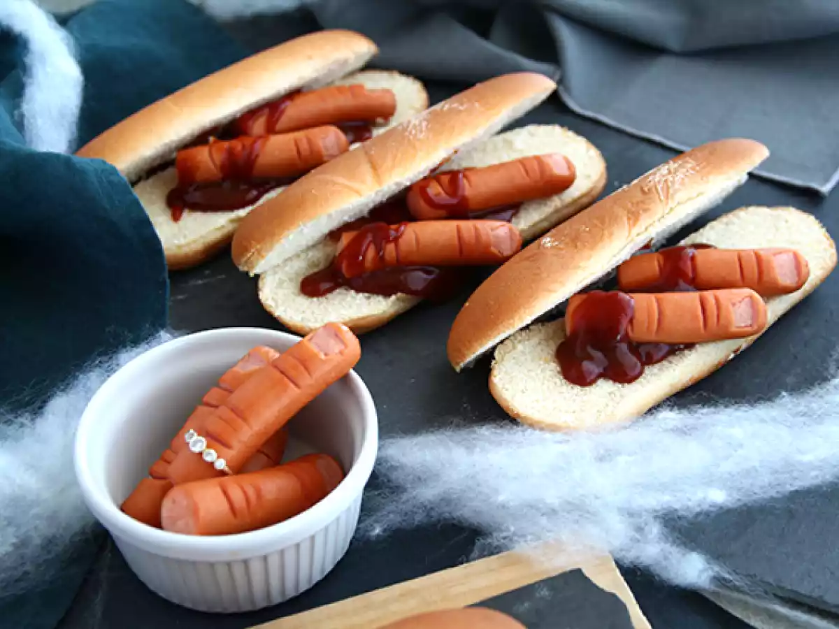 Blodige halloween-hotdogs - foto 2