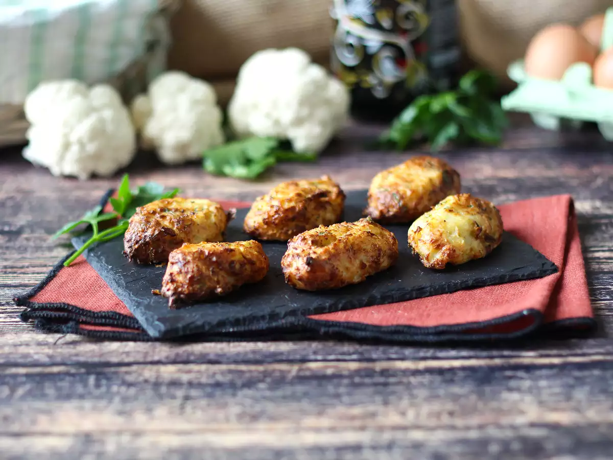 Blomkålsfrikadeller i airfryer: en billig og vegetarisk opskrift - foto 2