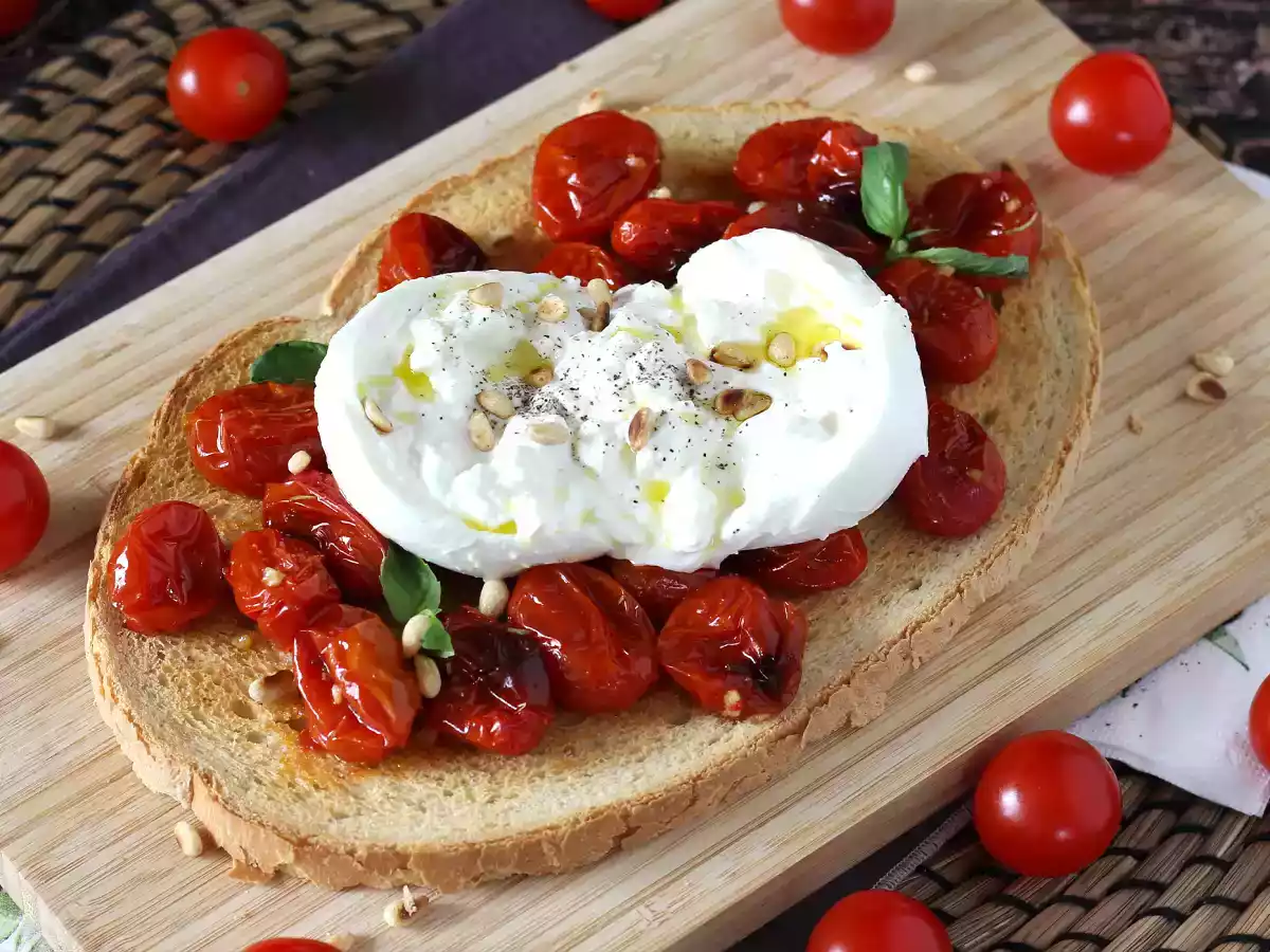 Bruschetta med ristede tomater og burrata - foto 3