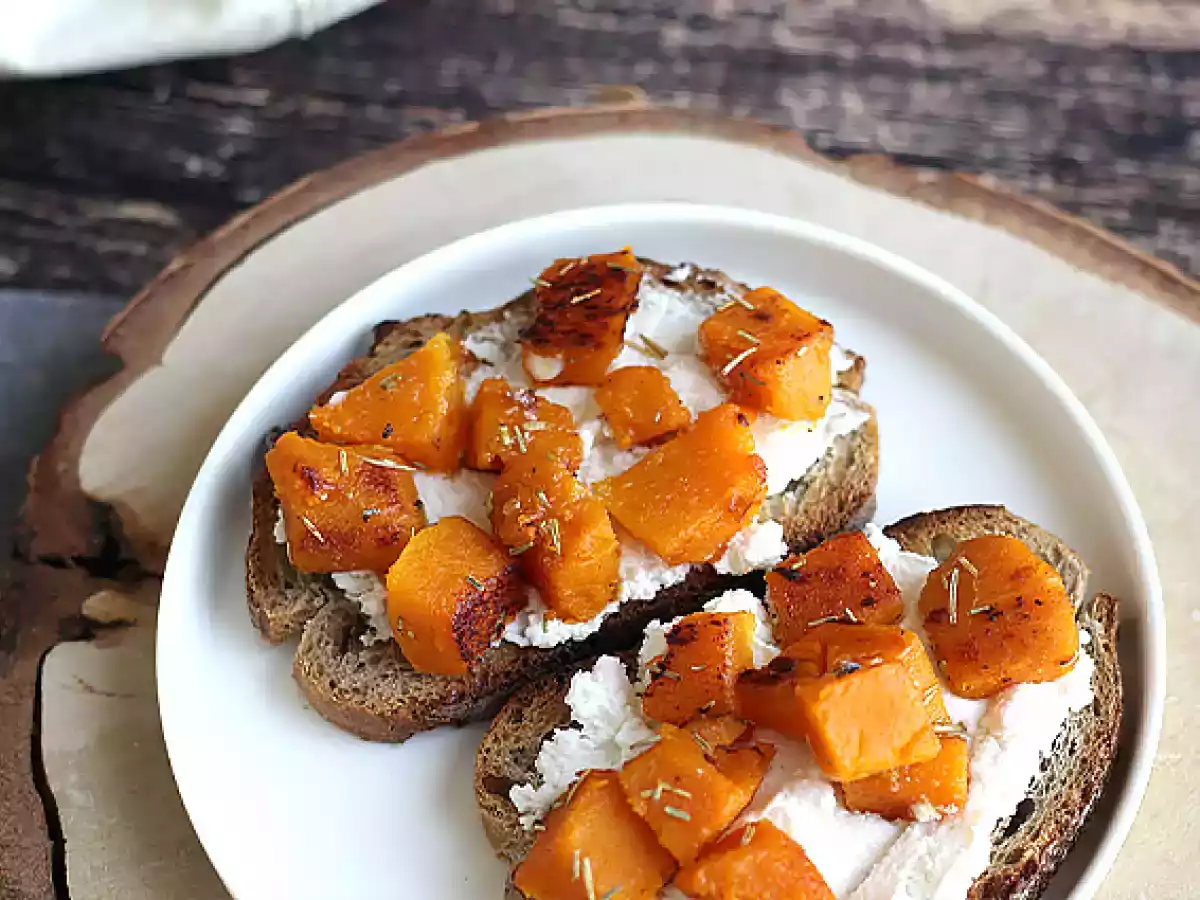 Butternut ricotta og æggesandwiches - foto 2