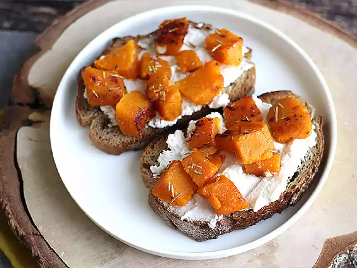 Butternut ricotta og æggesandwiches - foto 5