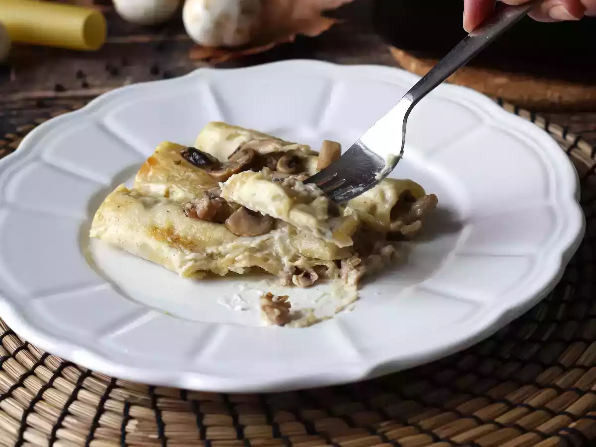 Cannelloni med svampe og pølse: en fyldig og velsmagende forret - foto 7