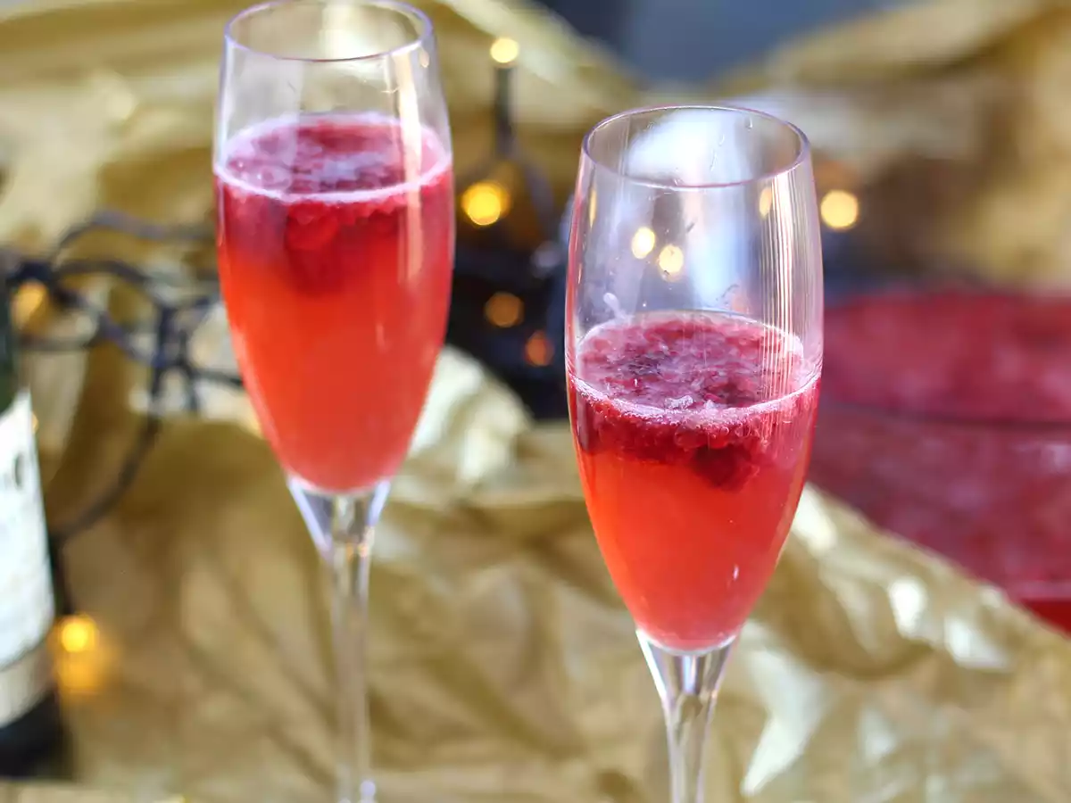 Champagnesuppe med hindbær - foto 3