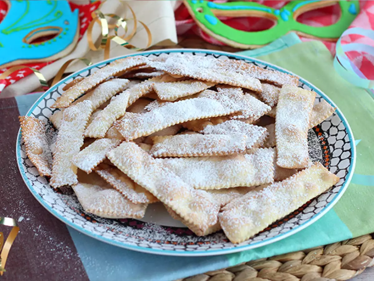 Chiacchiere di carnevale – italienske bugnes bagt i ovnen - foto 3