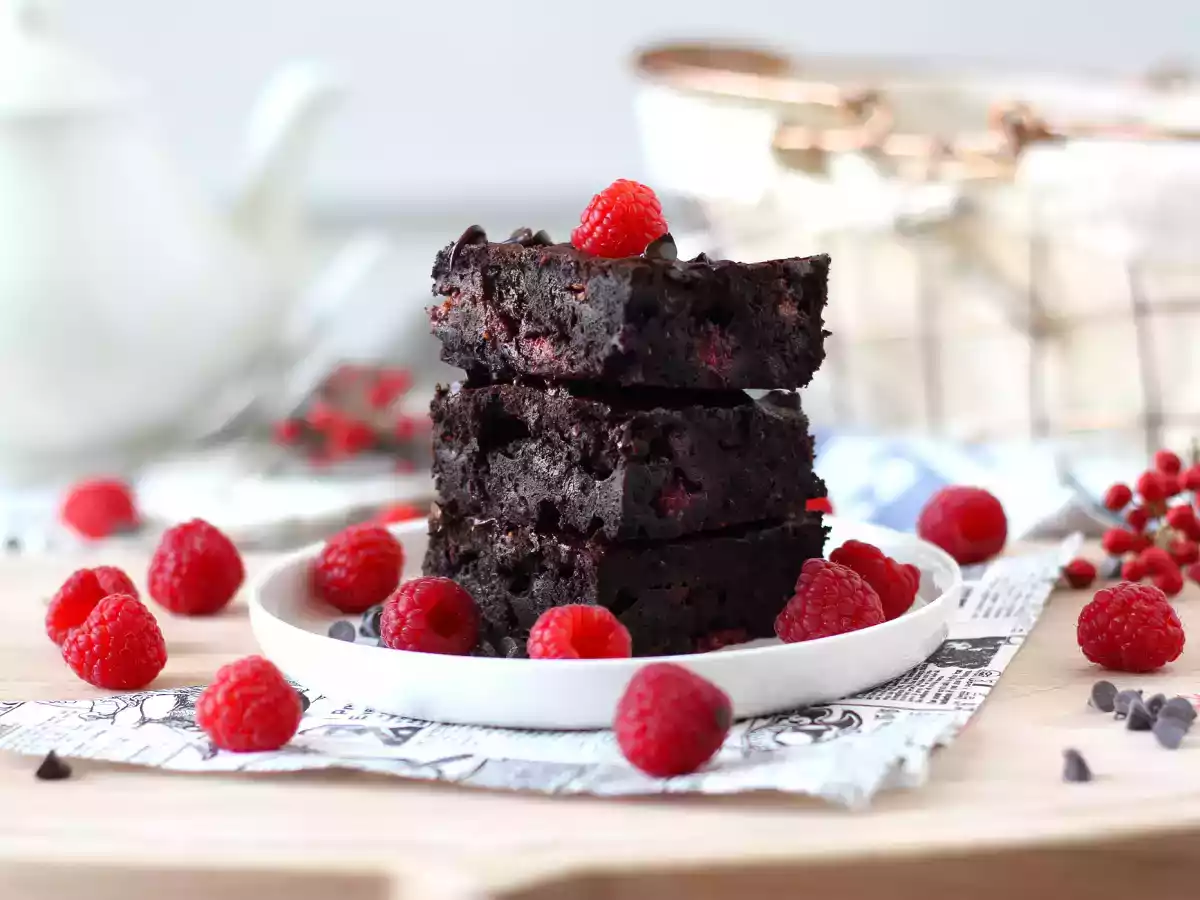 Chokolade-hindbær-brownie, ren forkælelse! - foto 3