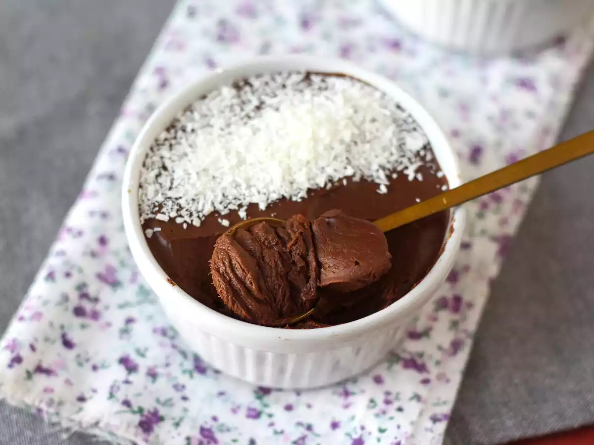 Chokoladedessert med kun 2 ingredienser! - foto 3
