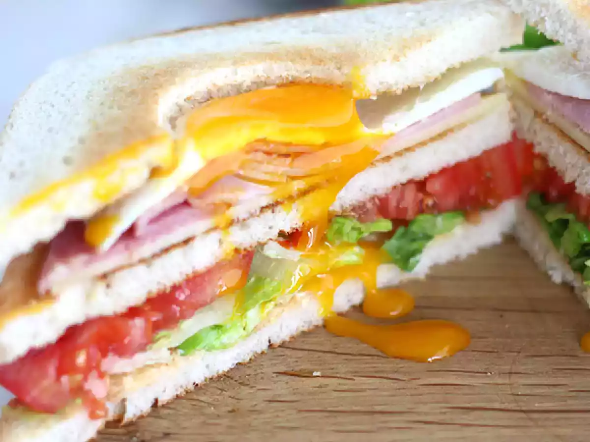 Club Egg Sandwich - foto 3