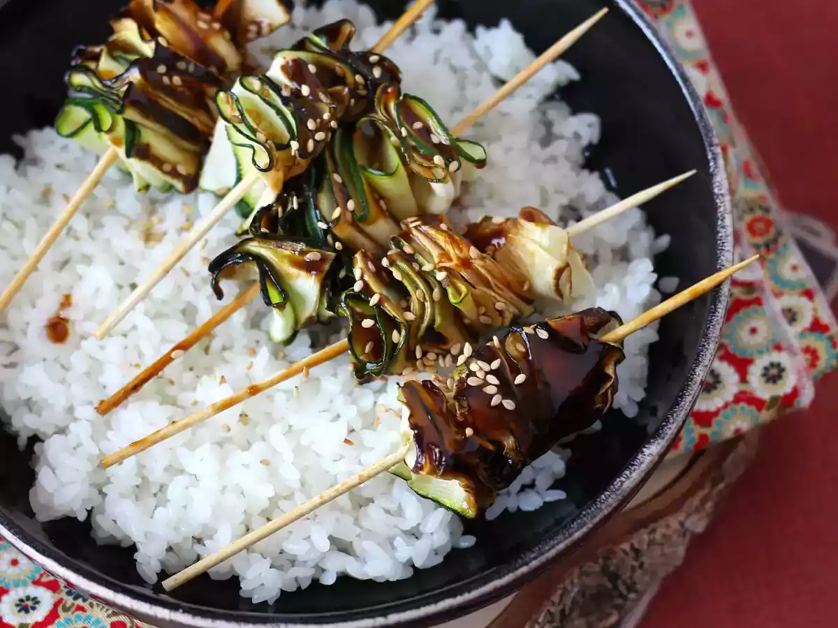 Courgette-kebab med en lækker, krydret asiatisk sauce - foto 5