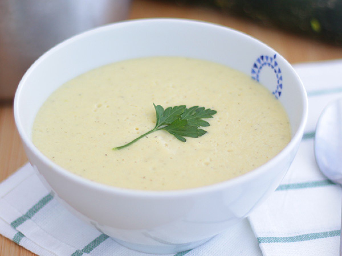Courgettsuppe med fløde