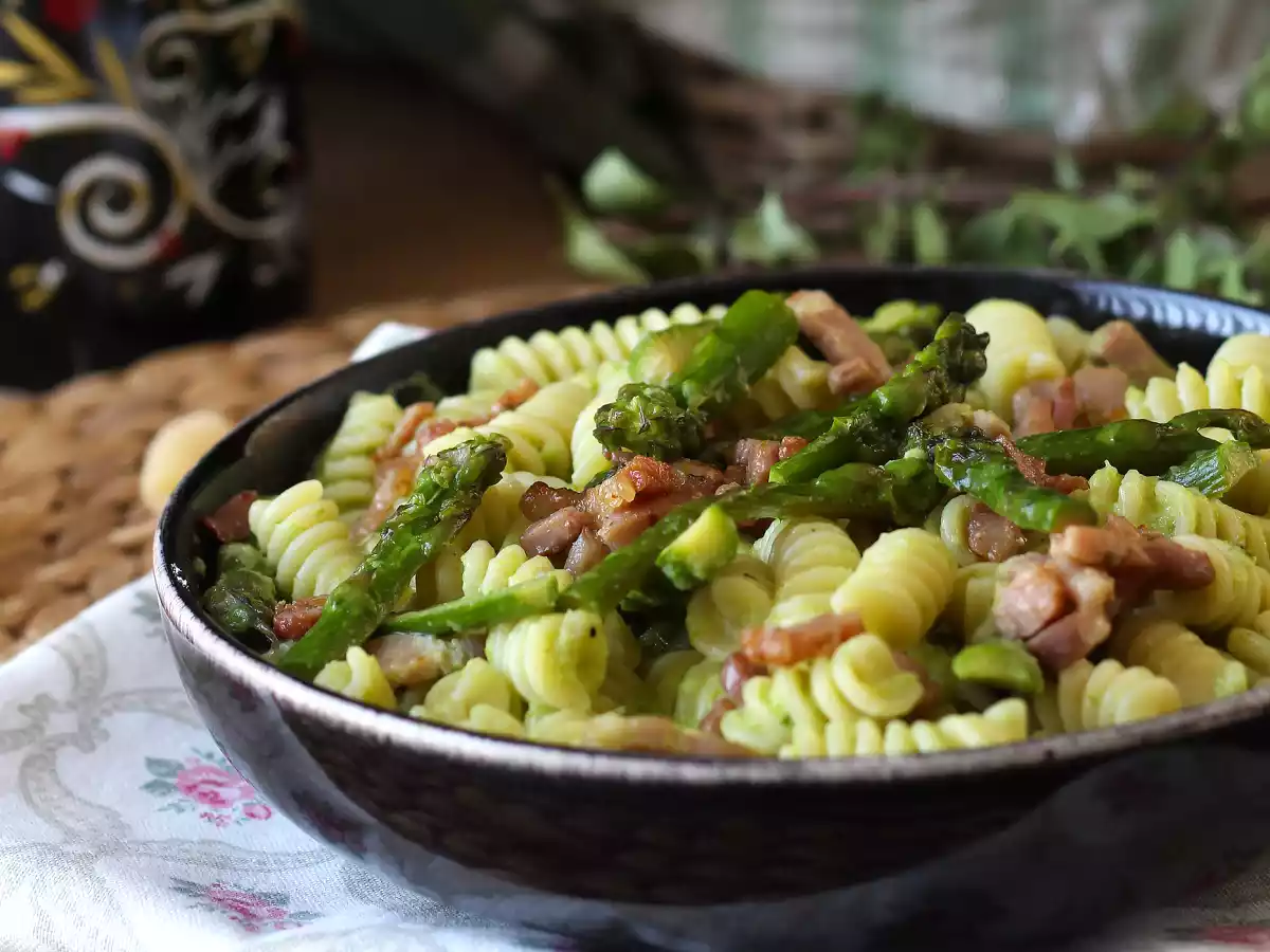 Cremet asparges- og baconpasta: nem og velsmagende opskrift - foto 3