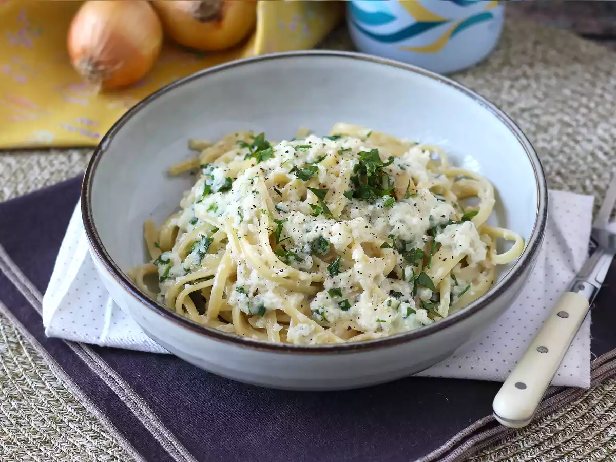 Cremet løgpasta: en velsmagende og superbillig forret! - foto 5
