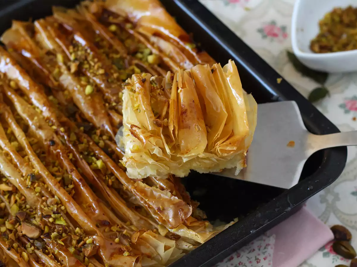 Crinkle cake – den super sprøde og nemme tyrkiske Laz börek-kage - foto 4