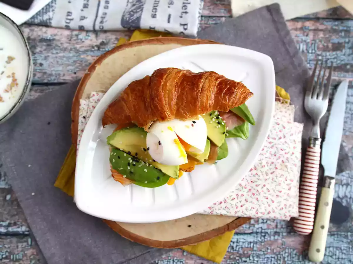 Croissant brunch-sandwich - foto 2