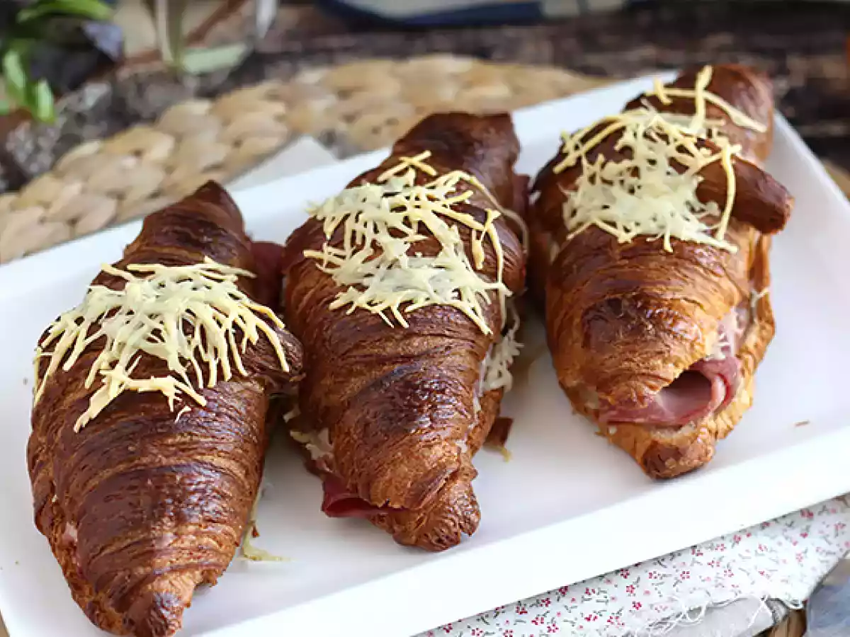 Croissanter med skinke og ost - foto 3