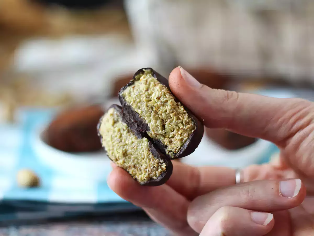 Dubai chewy cookies, den virale opskrift på mochis med pistacie og kadaif-fyld - foto 4