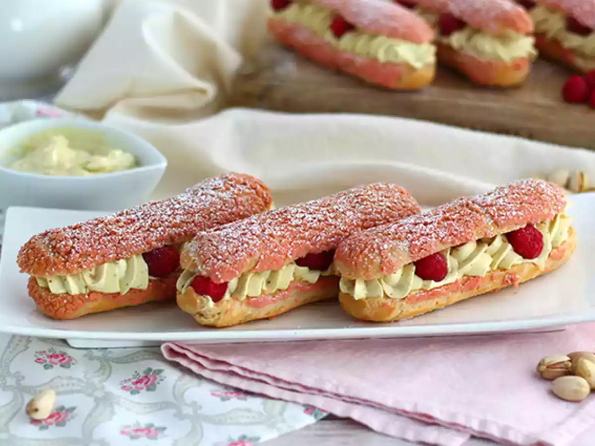 Eclairs med pistaciecreme og hindbær - foto 2