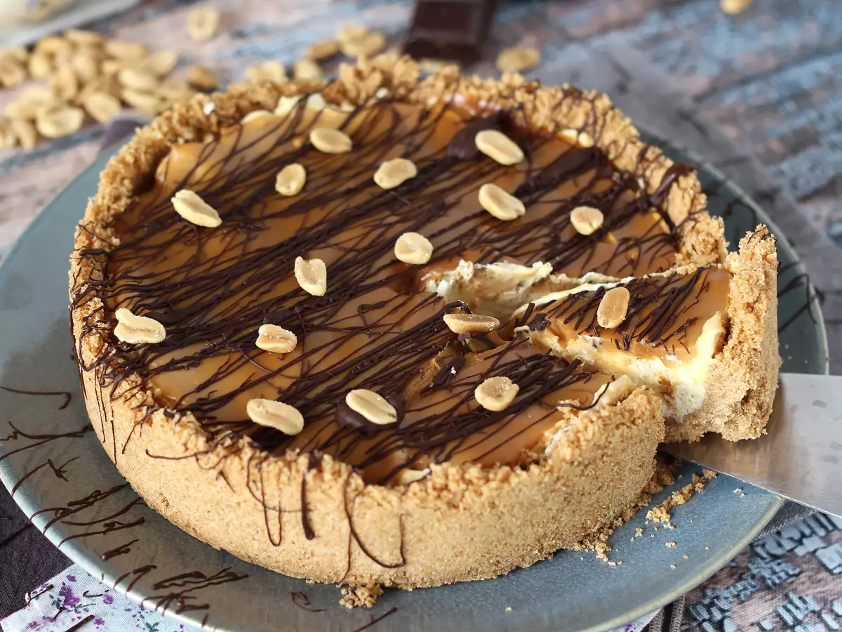 Ekstra lækker Snickers-cheesecake - foto 3