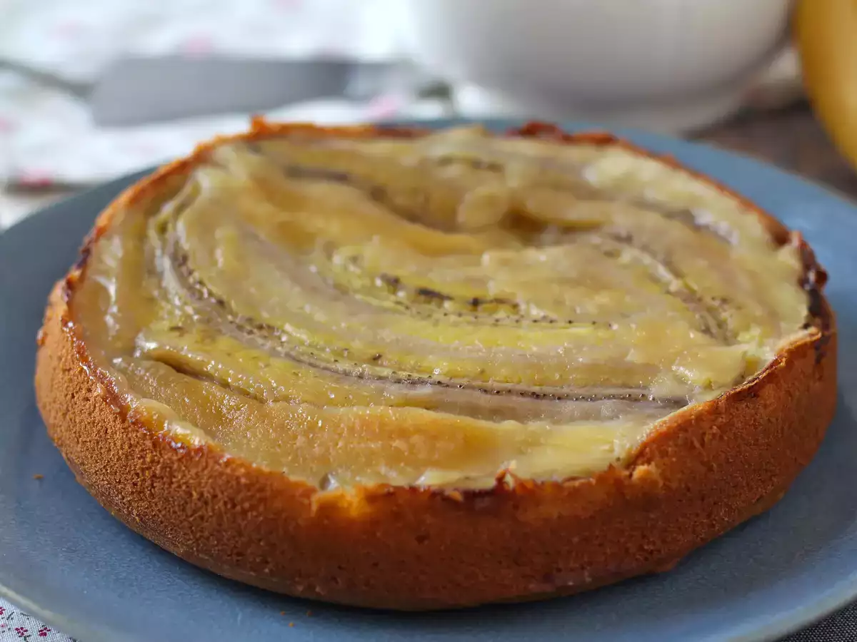 Ekstra saftig omvendt banankage - foto 6