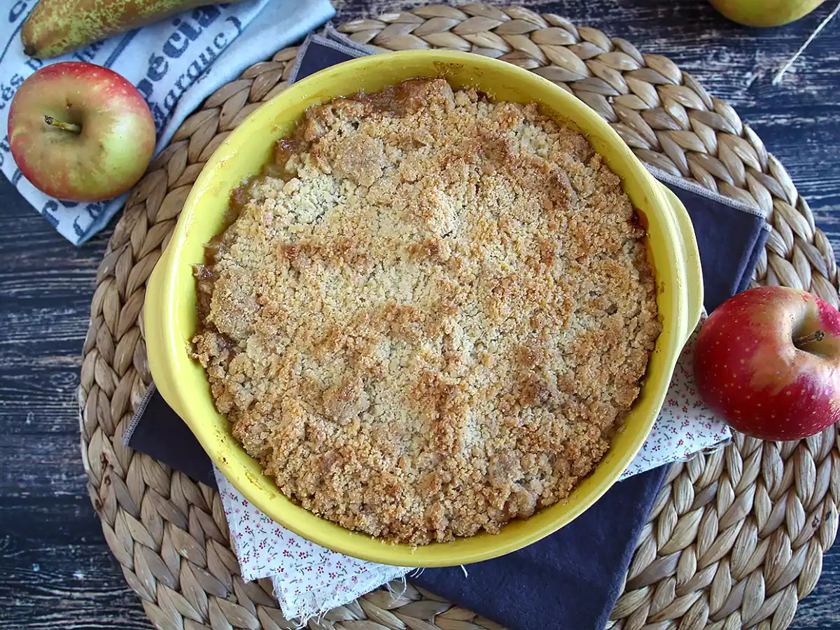 Ekstra sprød og smeltende æble-pære-crumble - foto 2