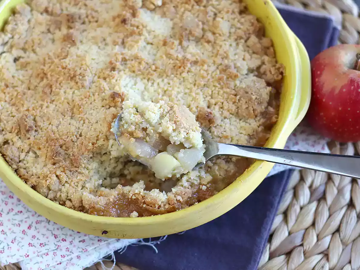 Ekstra sprød og smeltende æble-pære-crumble - foto 3