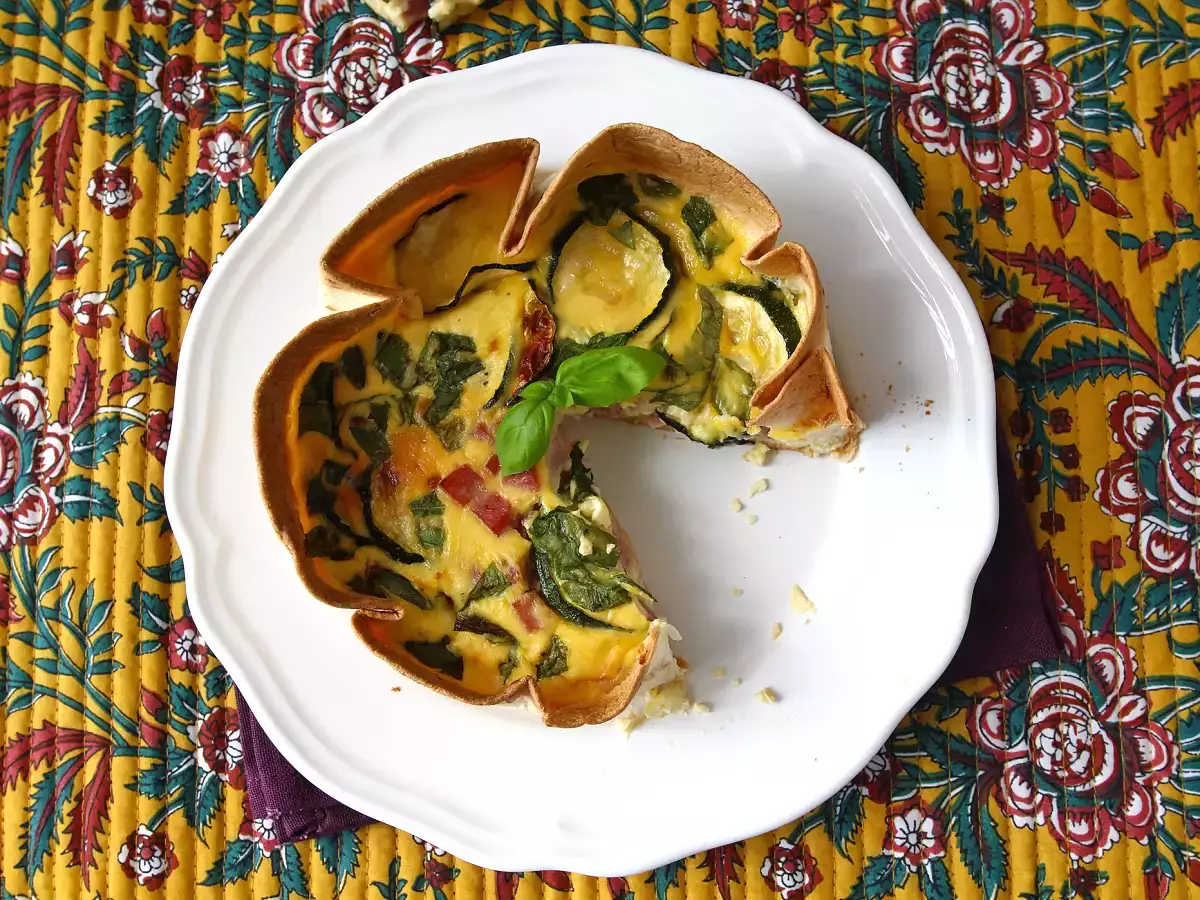 En quiche uden wienerbrød med tortilla? Det er muligt! En let opskrift, der er perfekt til sommeren! - foto 6