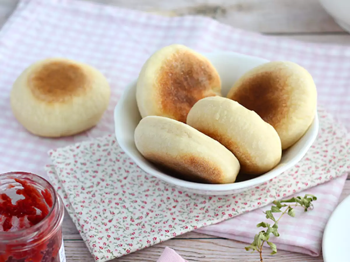 Engelske muffins (nemme og luftige)