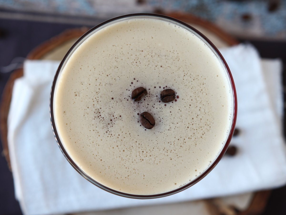 Espresso Martini, den perfekte cocktail til kaffeelskere - foto 3