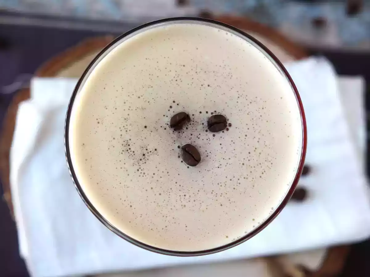 Espresso Martini, den perfekte cocktail til kaffeelskere - foto 3