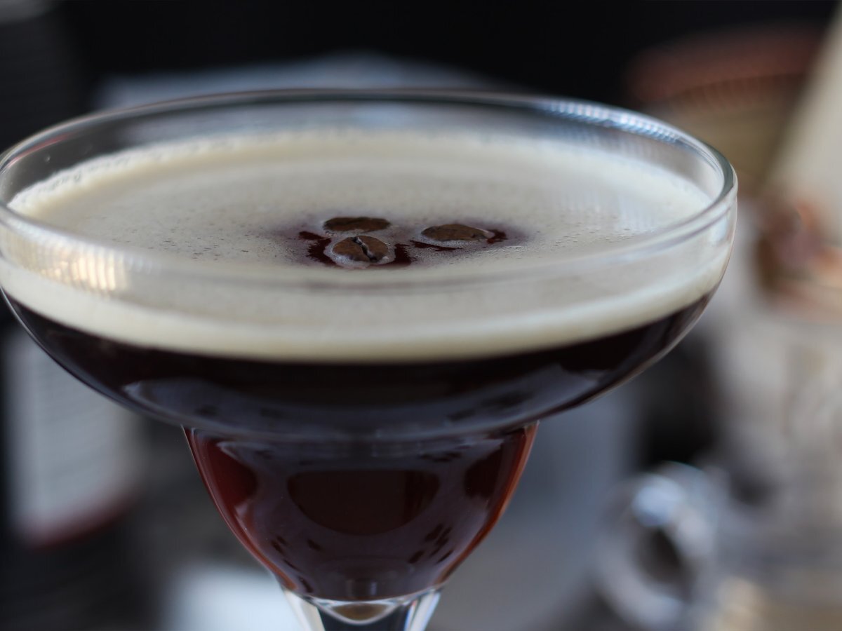 Espresso Martini, den perfekte cocktail til kaffeelskere - foto 5