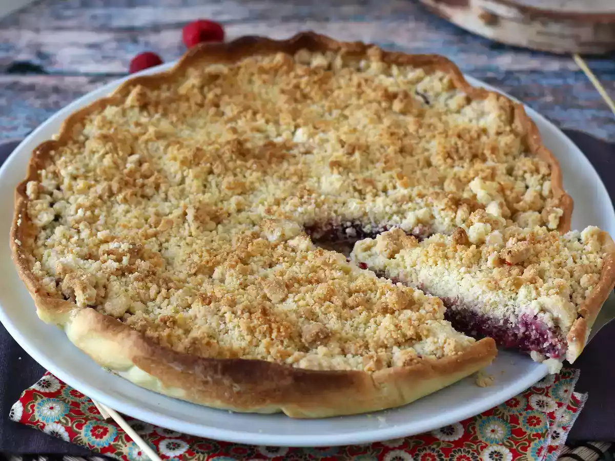 Express crumble-tærte med røde frugter