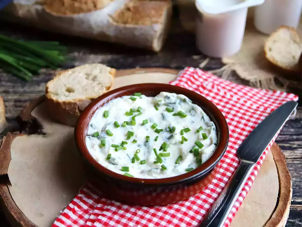 Faux-mage frais hvidløg og urter (den veganske sojabaserede ost!)