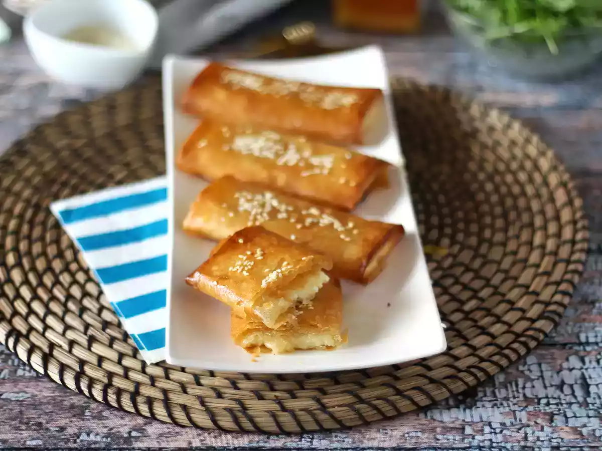 Feta Saganaki, den græske opskrift på feta- og honningchips