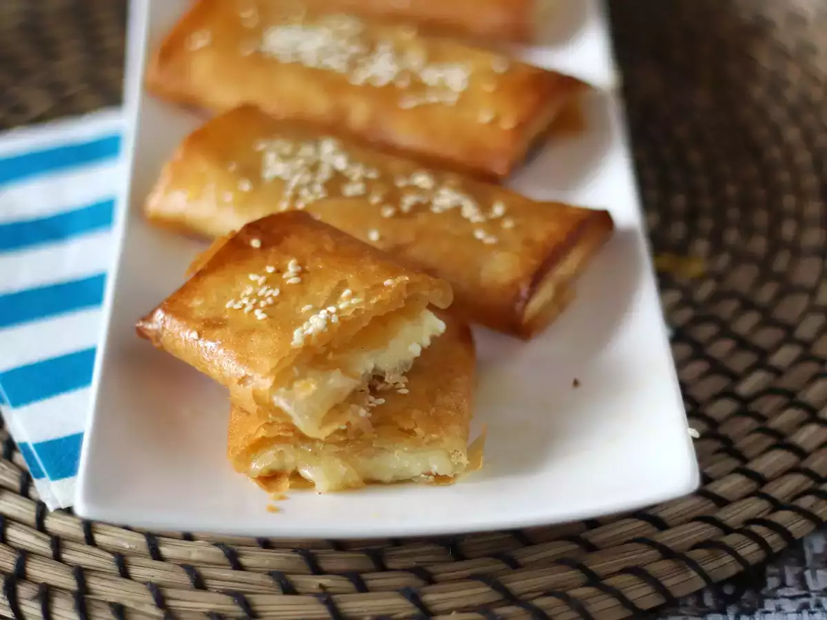 Feta Saganaki – græske sprøde fetapakker med honning - foto 3