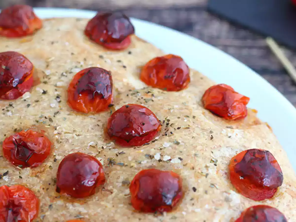 Focaccia med cherrytomater - foto 3