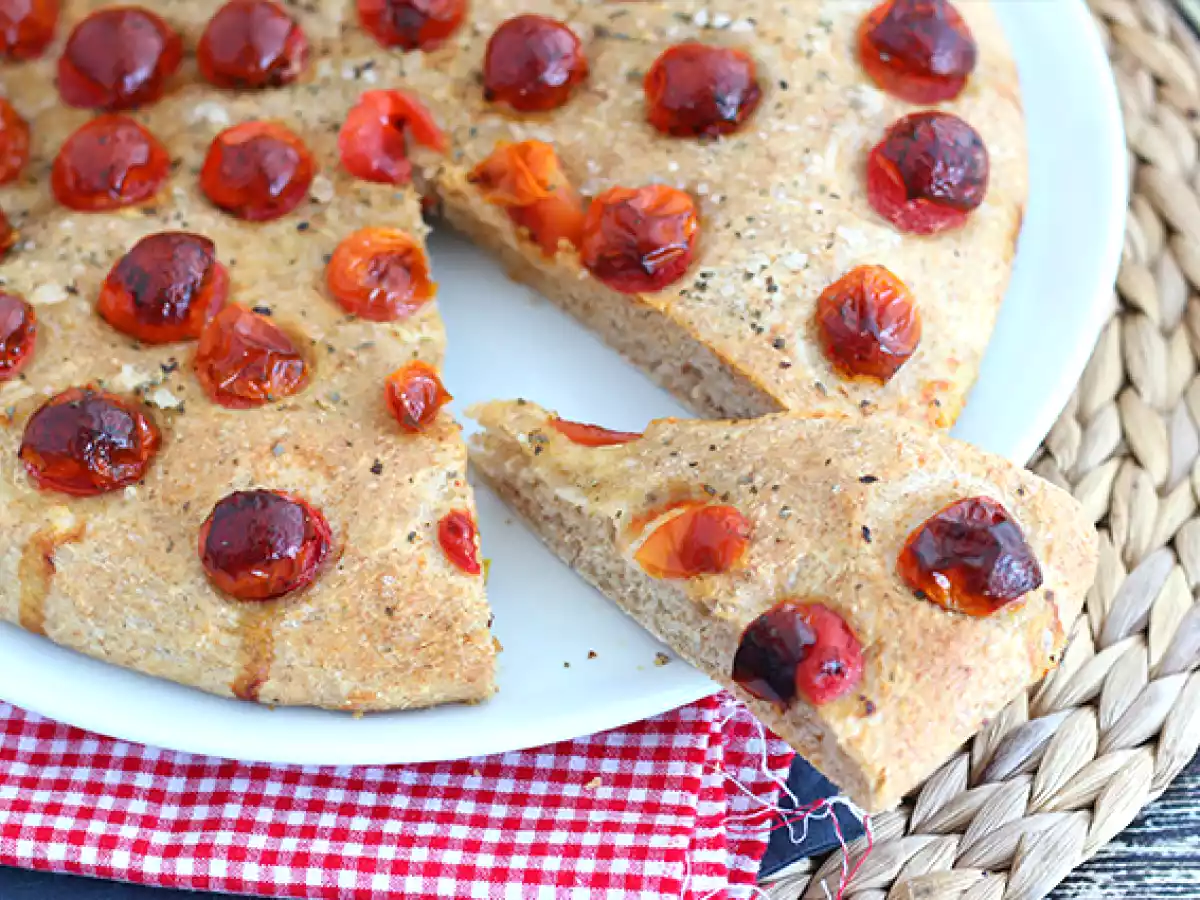 Focaccia med cherrytomater - foto 4