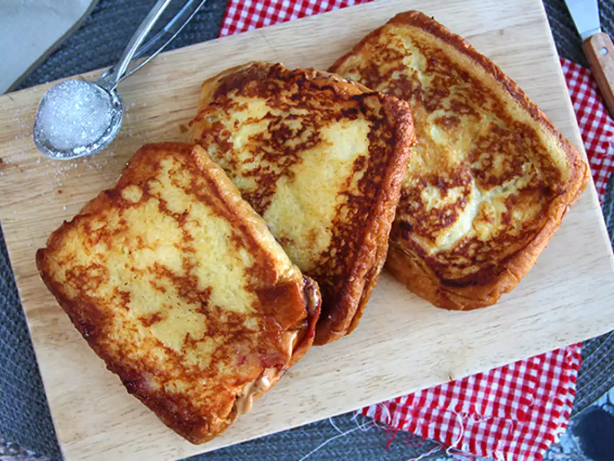 Fransk toast med jordnøddesmør og syltetøj - foto 2