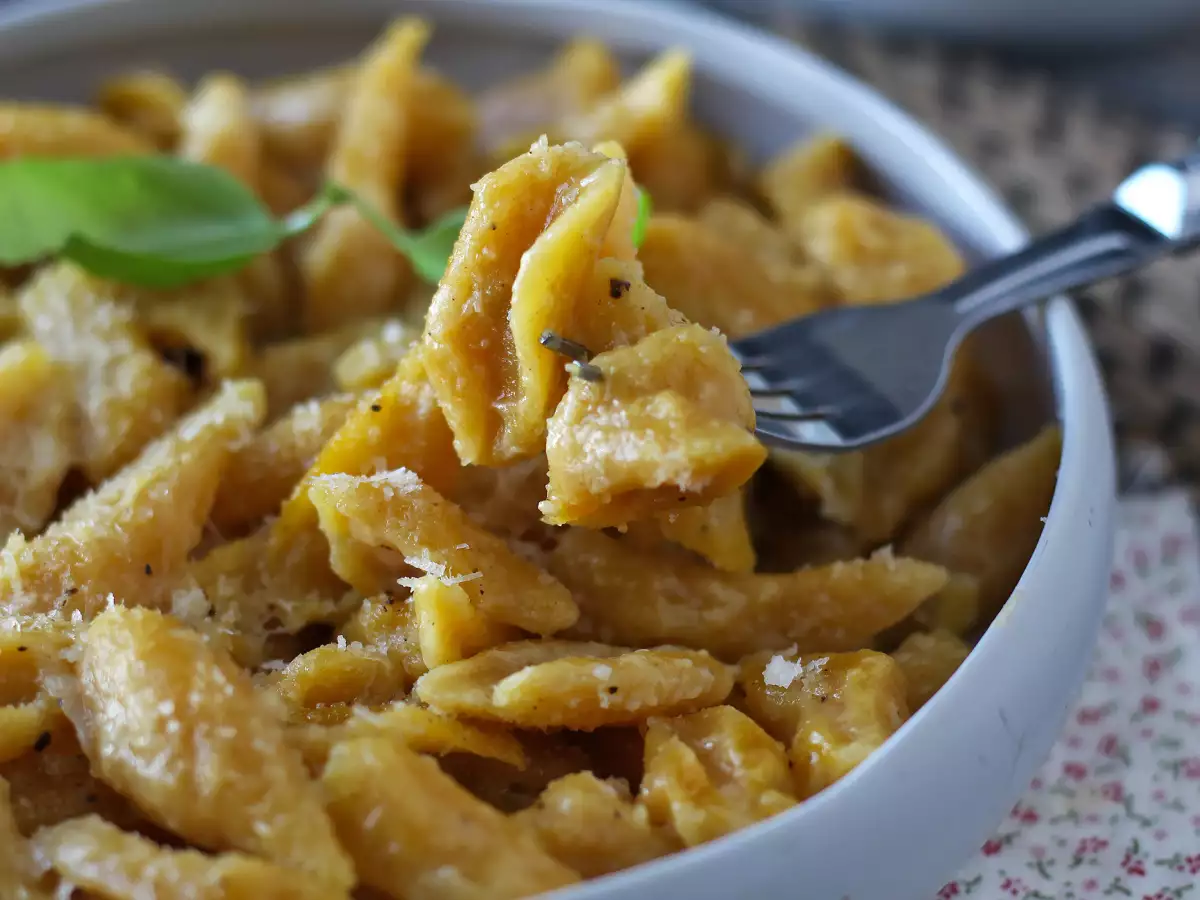 Frisk pasta med butternutgræskar – kun 2 ingredienser - foto 2