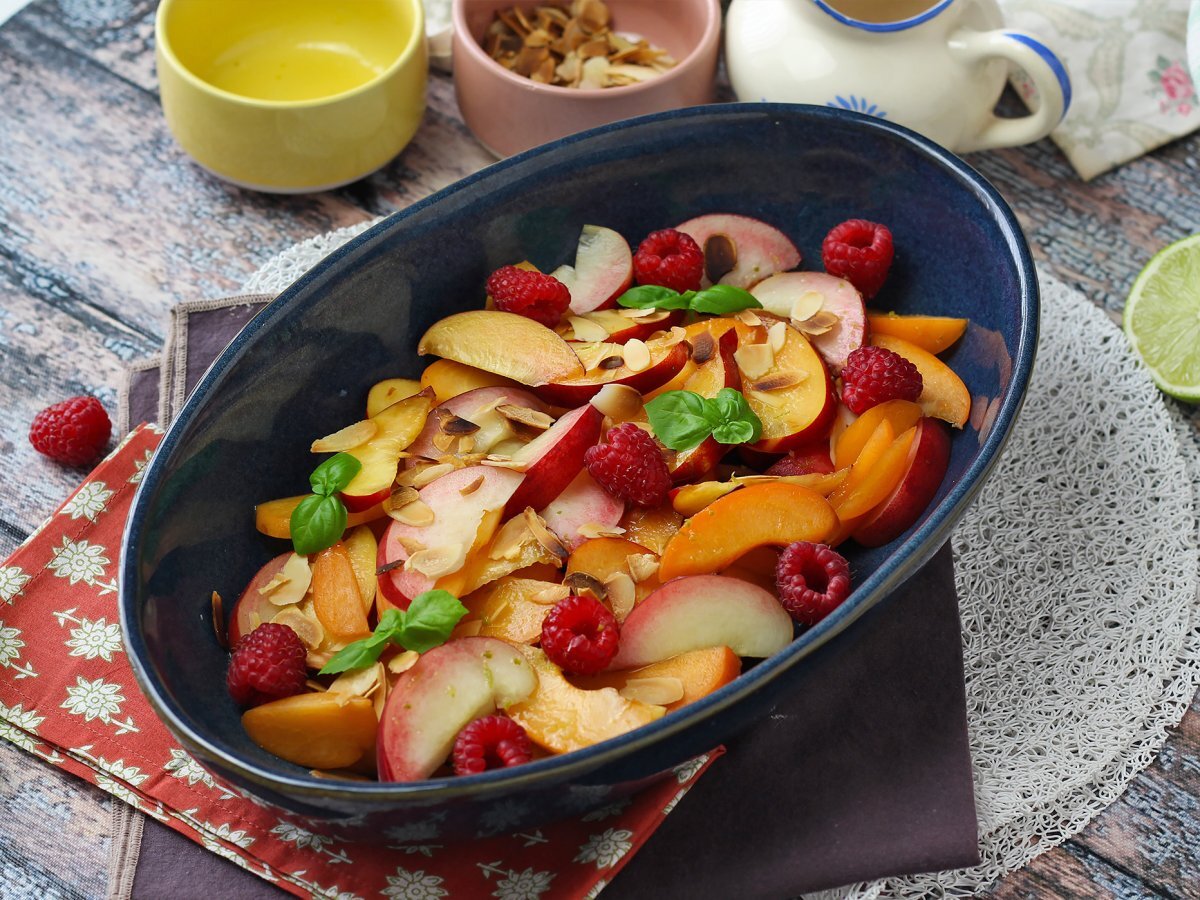 Frugtsalat: fersken, abrikos, hindbær og meget mere! - foto 5