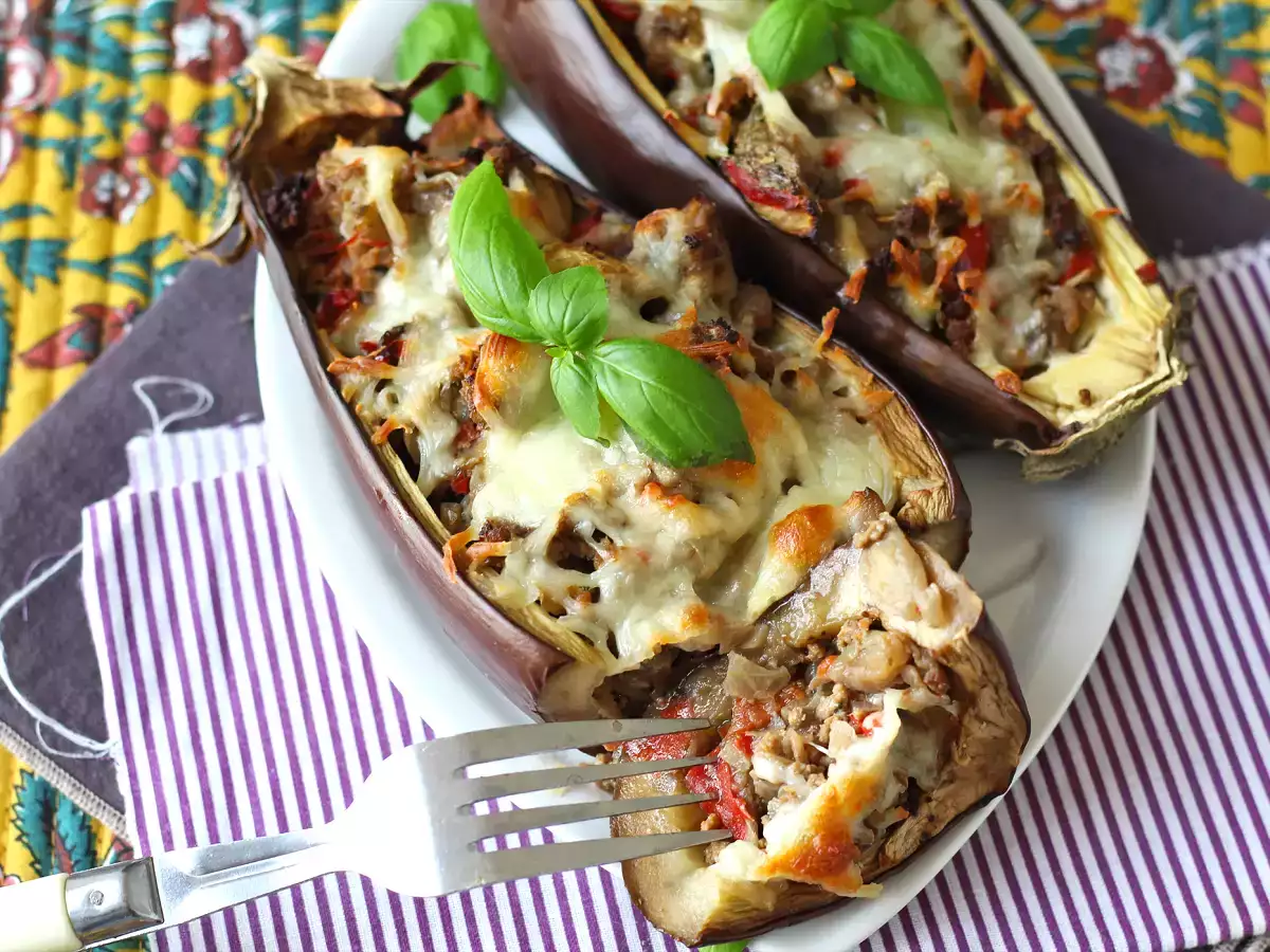 Fyldte auberginer med gratineret mozzarella - foto 2