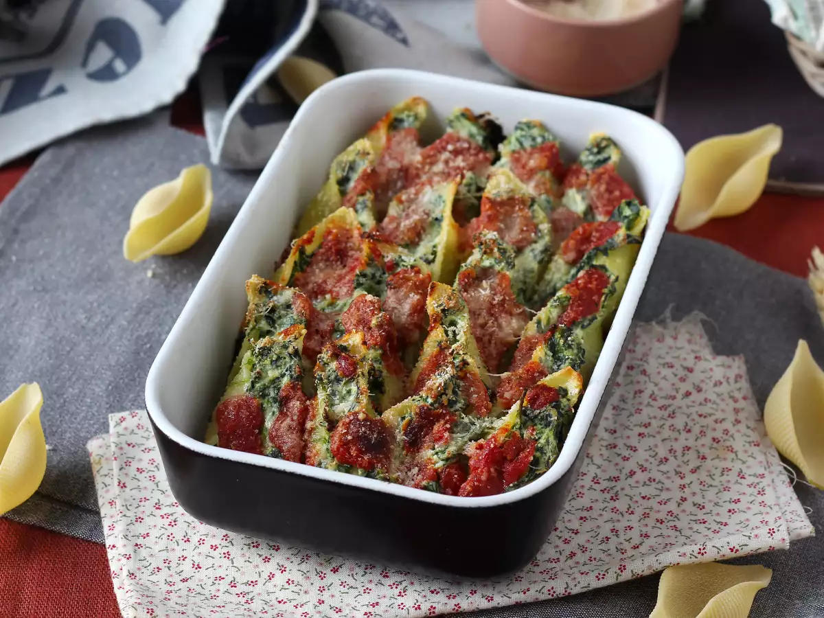 Fyldte conchiglioni med ricotta og spinat – en uimodståelig vegetarisk ovnret