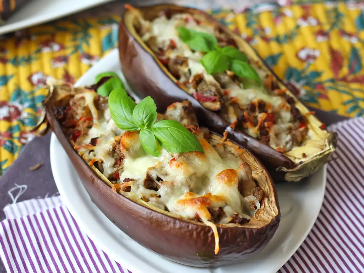 Gratinerede fyldte auberginer med mozzarella - foto 5