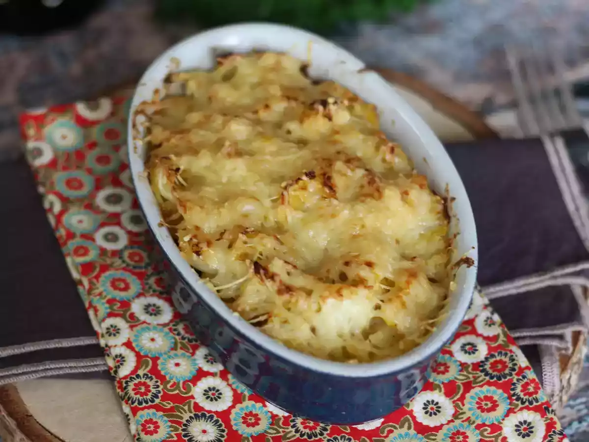 Grønkålsgratin med bechamelsauce og ost - foto 2