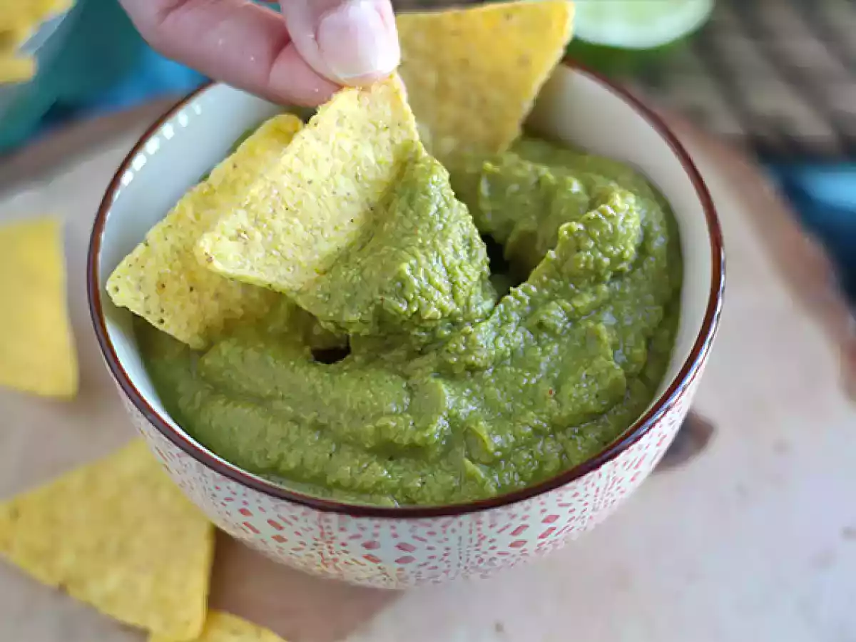 Guacamole med ærter og lime - foto 3