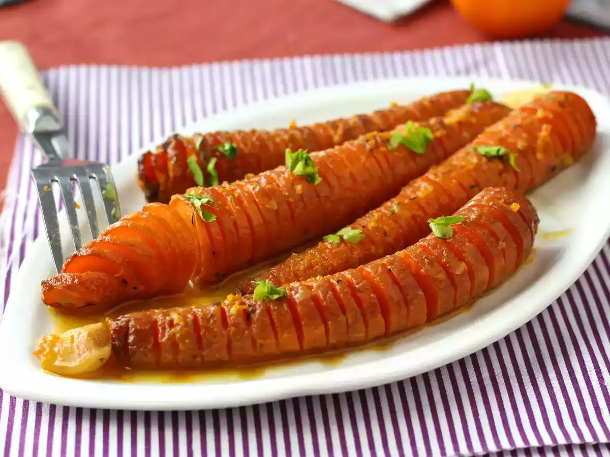 Gulerod i honning- og klementinsauce