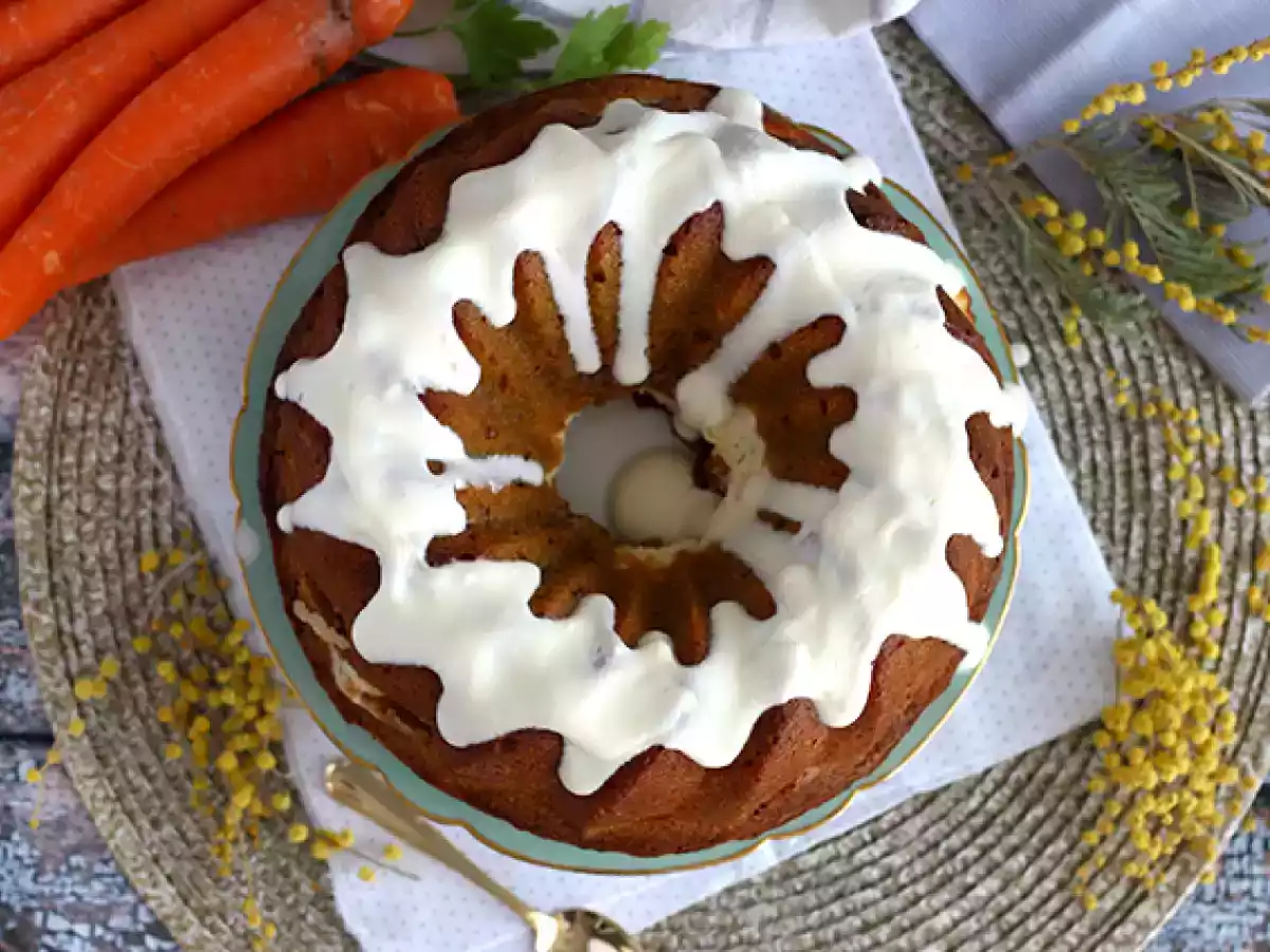Gulerodskage med cheesecakefyld - foto 5